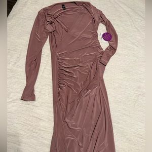 Windsor ruched midi dress size large